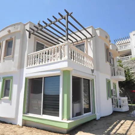 Hill View Gardens يالِكافاك